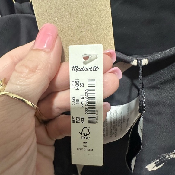 Madewell NWT Scoop Neck One Piece Swimsuit Size XXL in Abstract Doodle in Black - Picture 5 of 7